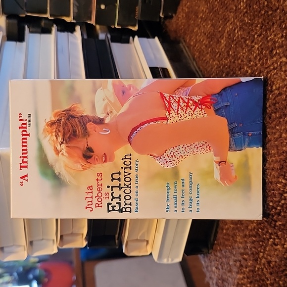 VHS TAPE - Picture 1 of 4